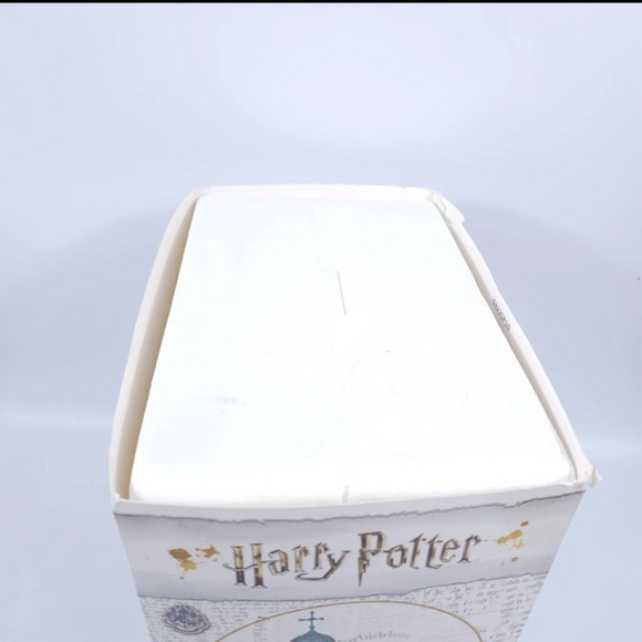 Dept 56 GRINGOTTS BANK Harry Potter Village 6005616 BRAND NEW - Picture 6 of 7